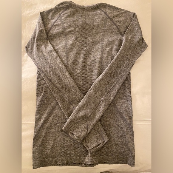 Lululemon Swiftly Tech Longsleeve - Picture 3 of 3